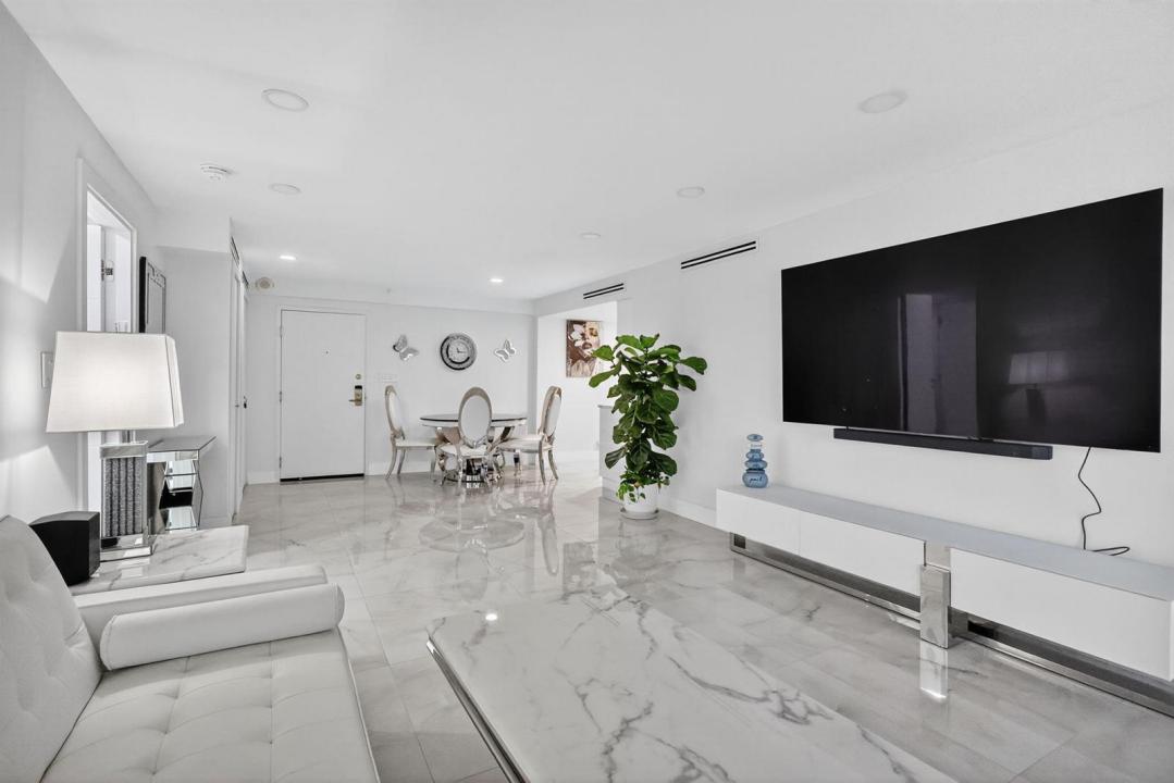 5225 Collins Avenue 1408, Miami Beach, فلوريدا 33140, الولايات المتحدة