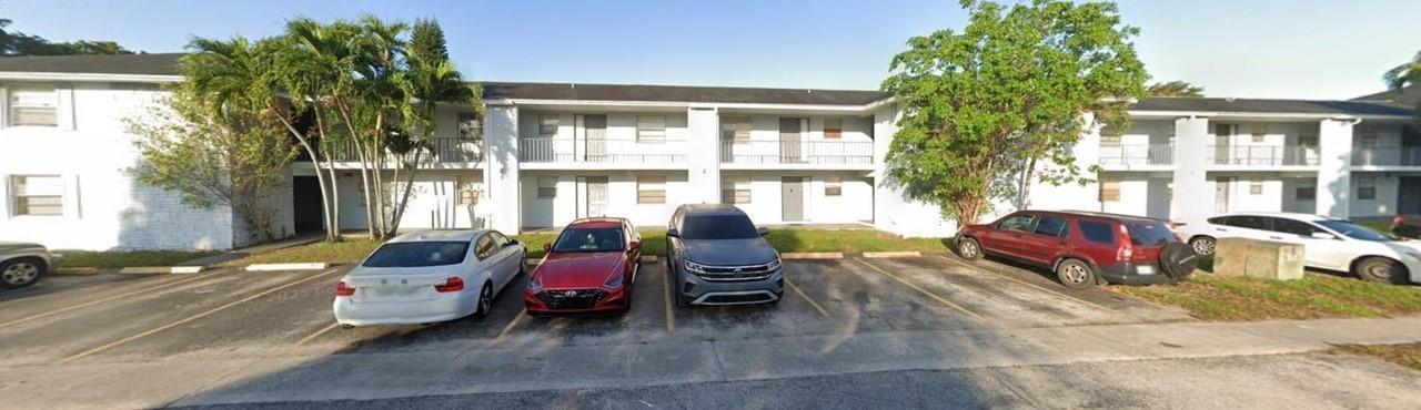 2221 NW 58 Avenue, Lauderhill, Floride 33313, États-Unis