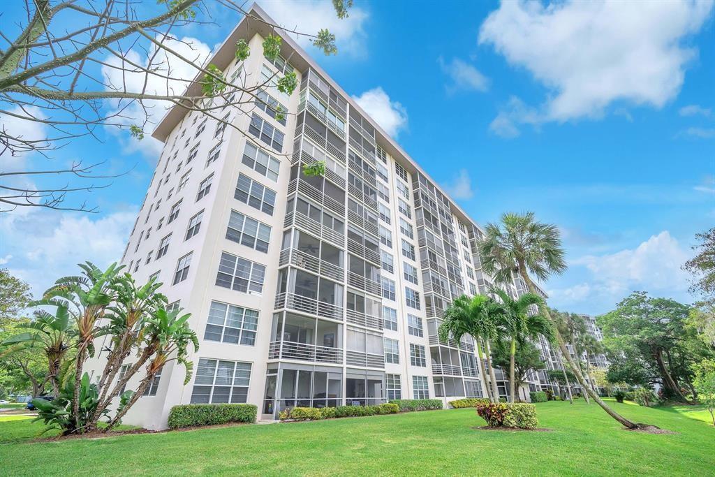 605 Oaks Drive 907, Pompano Beach, Floride 33069, États-Unis