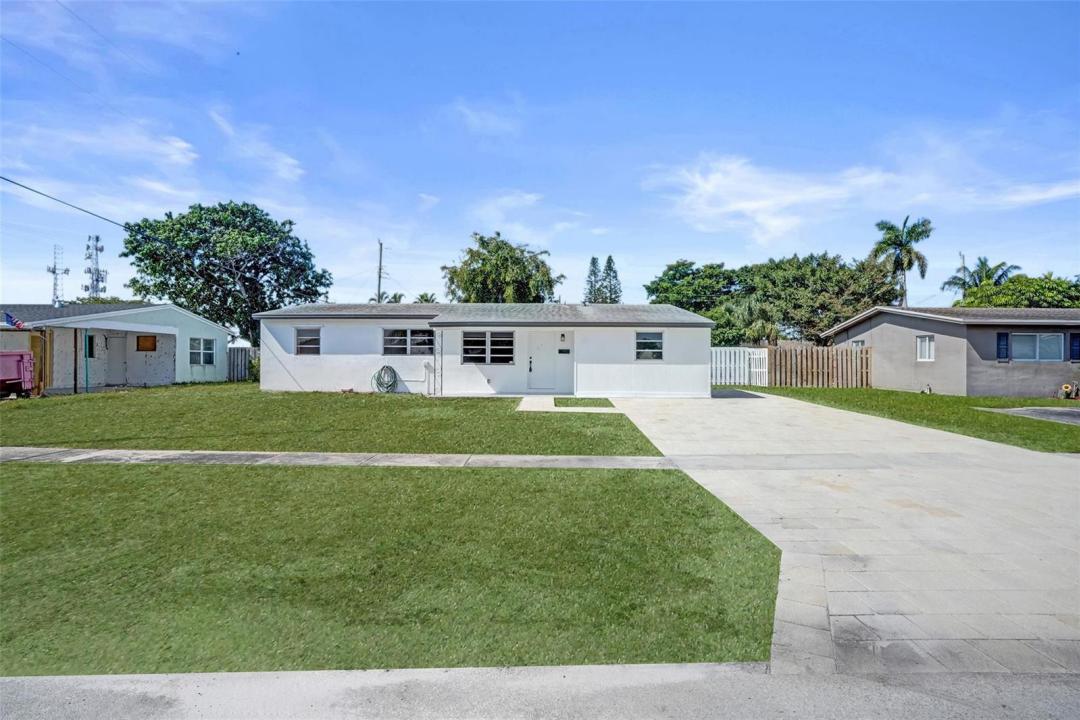 1437 SW 1st Avenue, Deerfield Beach, Floride 33441, États-Unis