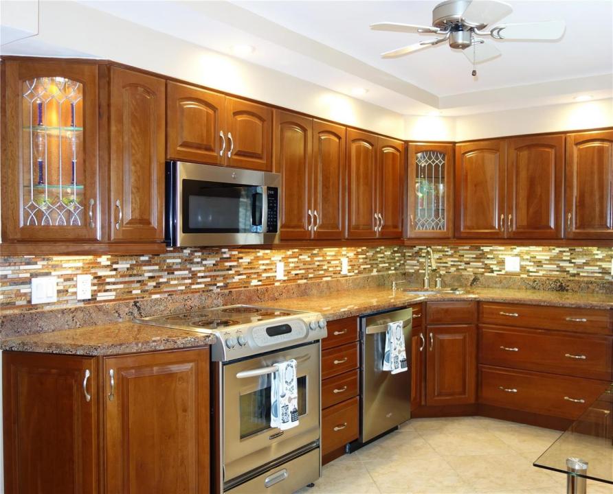 625 Oaks Drive 302, Pompano Beach, Florida 33069, Stati Uniti