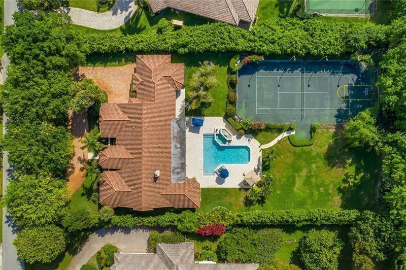 8208 Twin Lake Drive, Boca Raton, פלורידה 33496, ארצות הברית של אמריקה