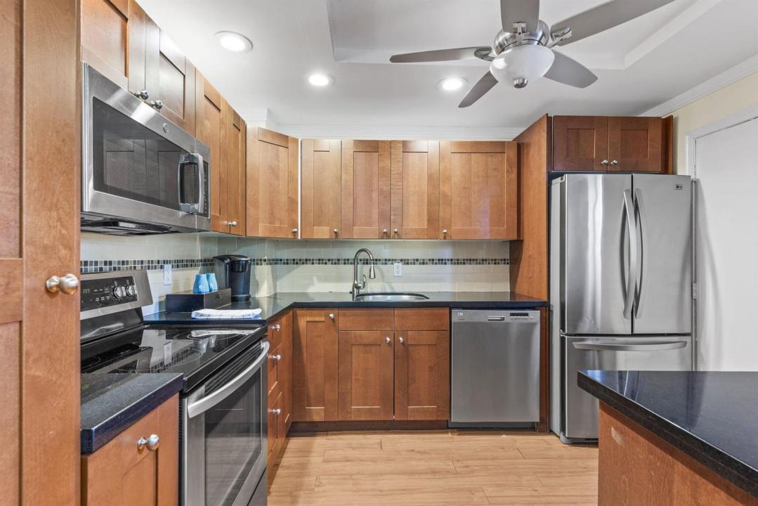 6300 S Falls Circle Drive 311, Lauderhill, Florida 33319, USA