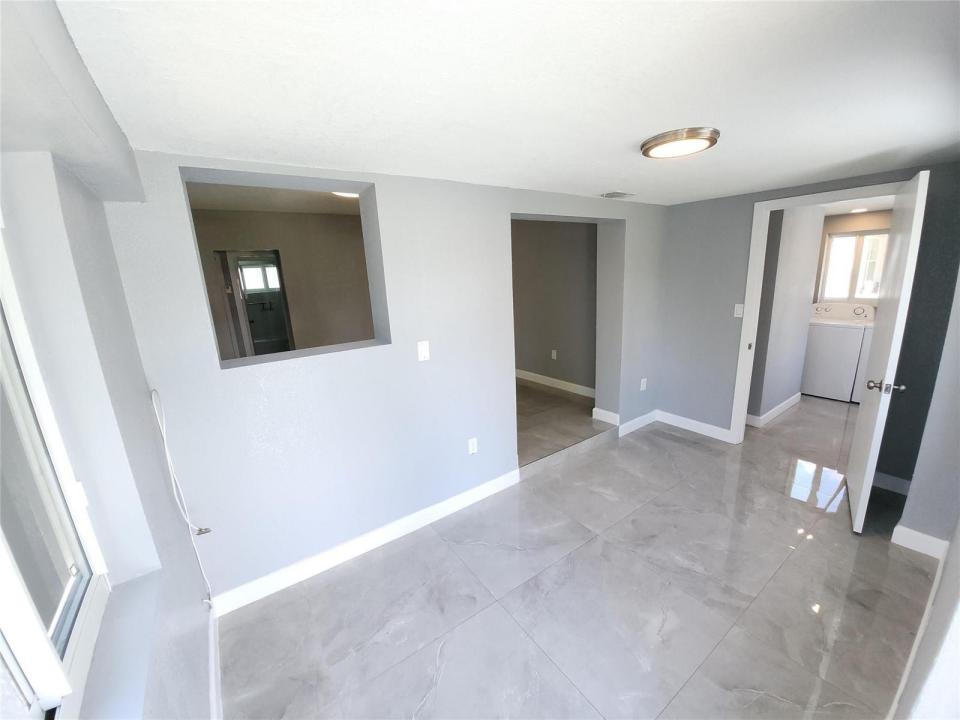 1766 NE 181st Street, North Miami Beach, Florida 33162, USA