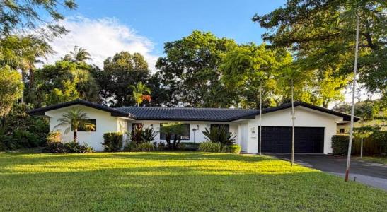 4190 SW 4th Street, Plantation, פלורידה 33317, ארצות הברית של אמריקה