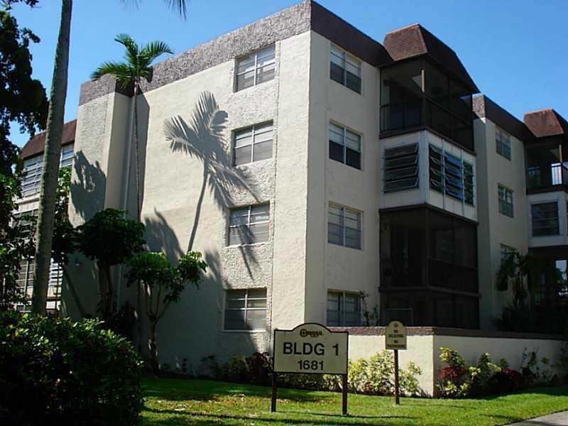1681 NW 70th Avenue 403, Plantation, Florida 33313, USA