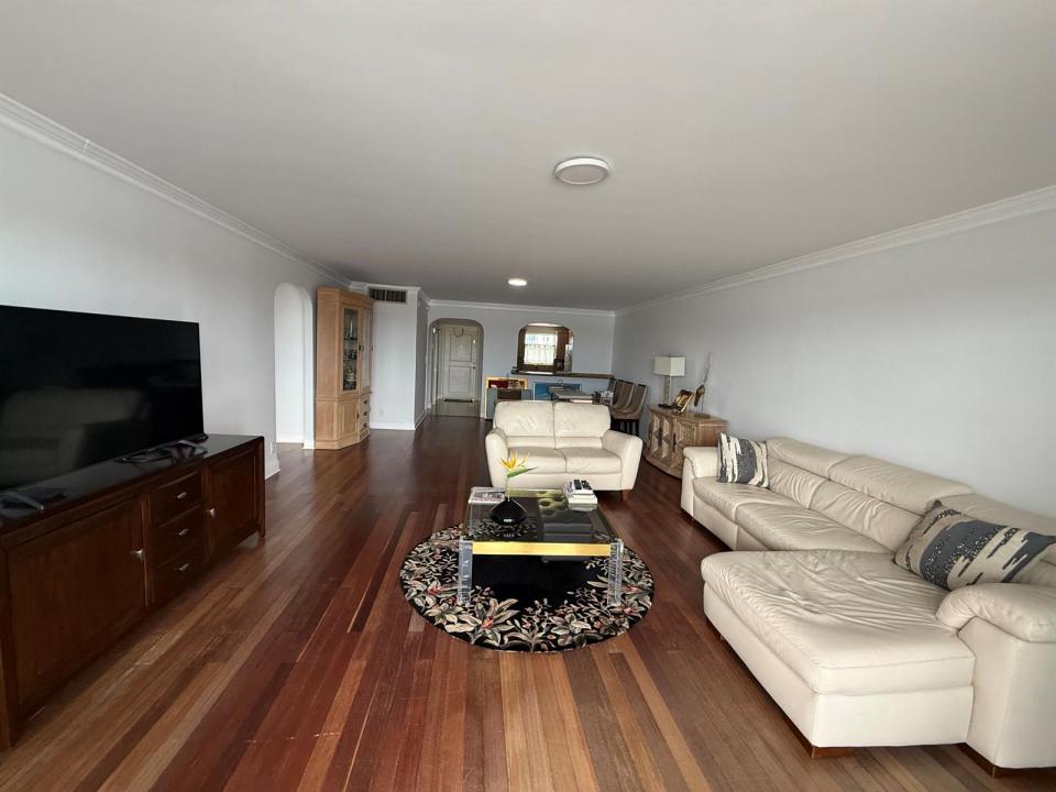 511 Bayshore Drive 405, Fort Lauderdale, Florida 33304, USA