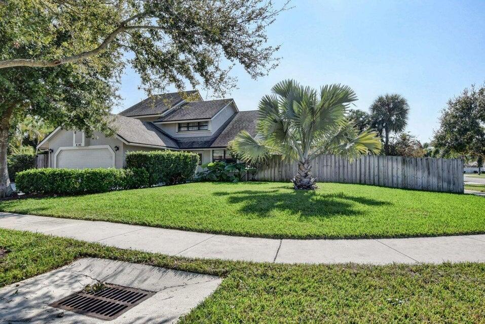 4140 Woods End Road, Boca Raton, Florida 33487, USA