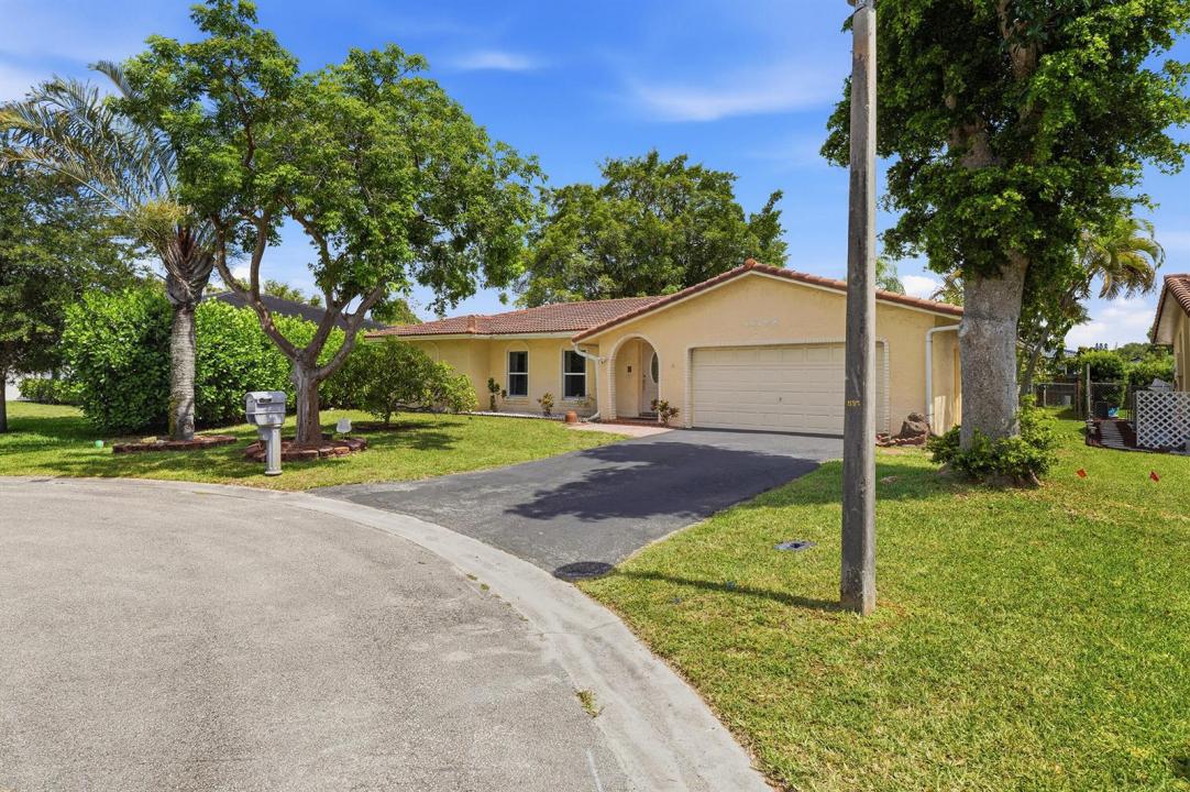 11748 NW 28th Street, Coral Springs, Florida 33065, USA