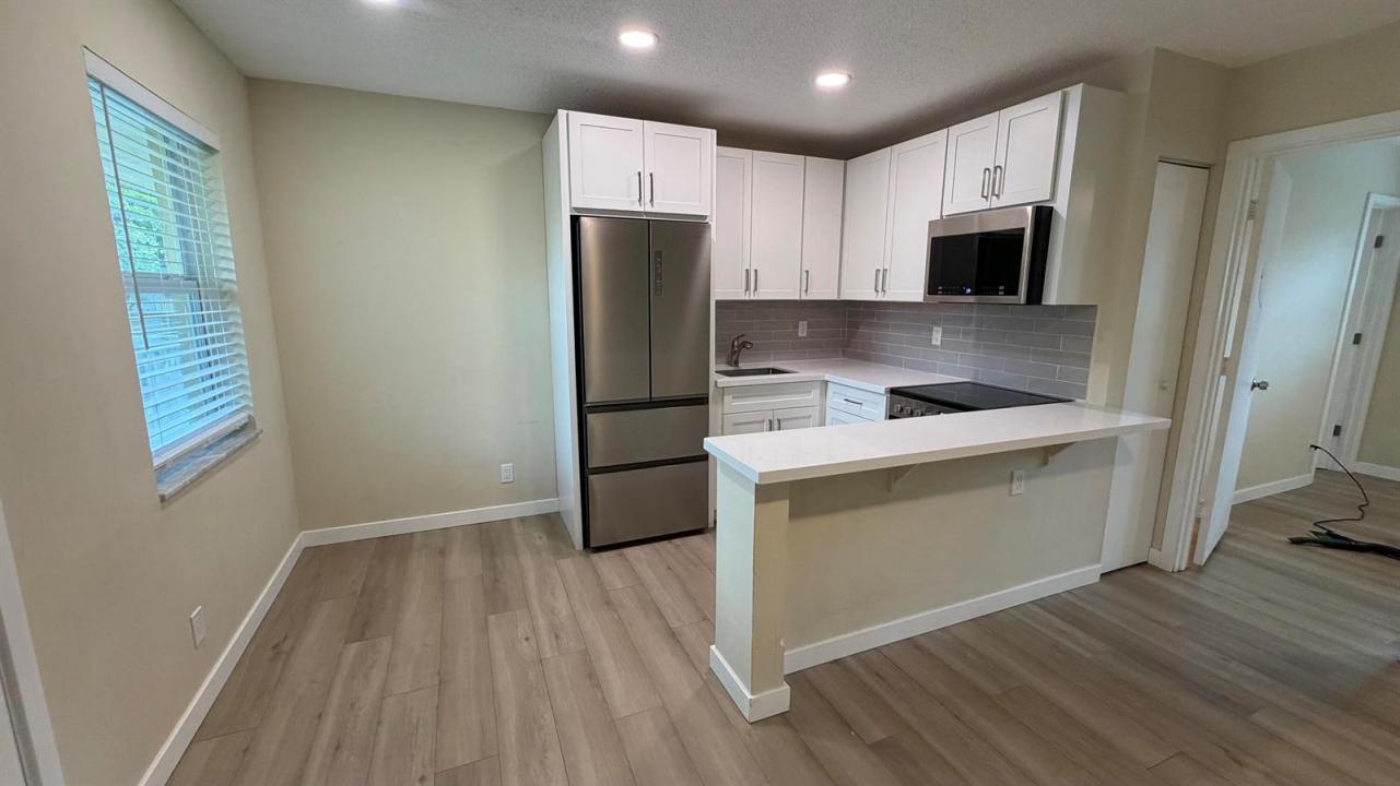 5168 NE 6th Avenue 431, Oakland Park, Floride 33334, États-Unis