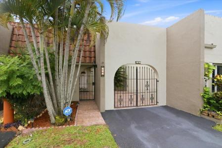 275 Jacaranda Drive, Plantation, Floryda 33324, USA