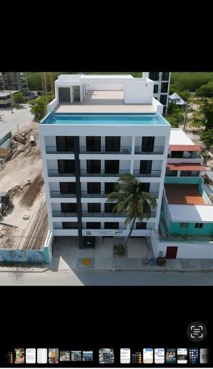 14 Rafael Megar 203, Floride, États-Unis
