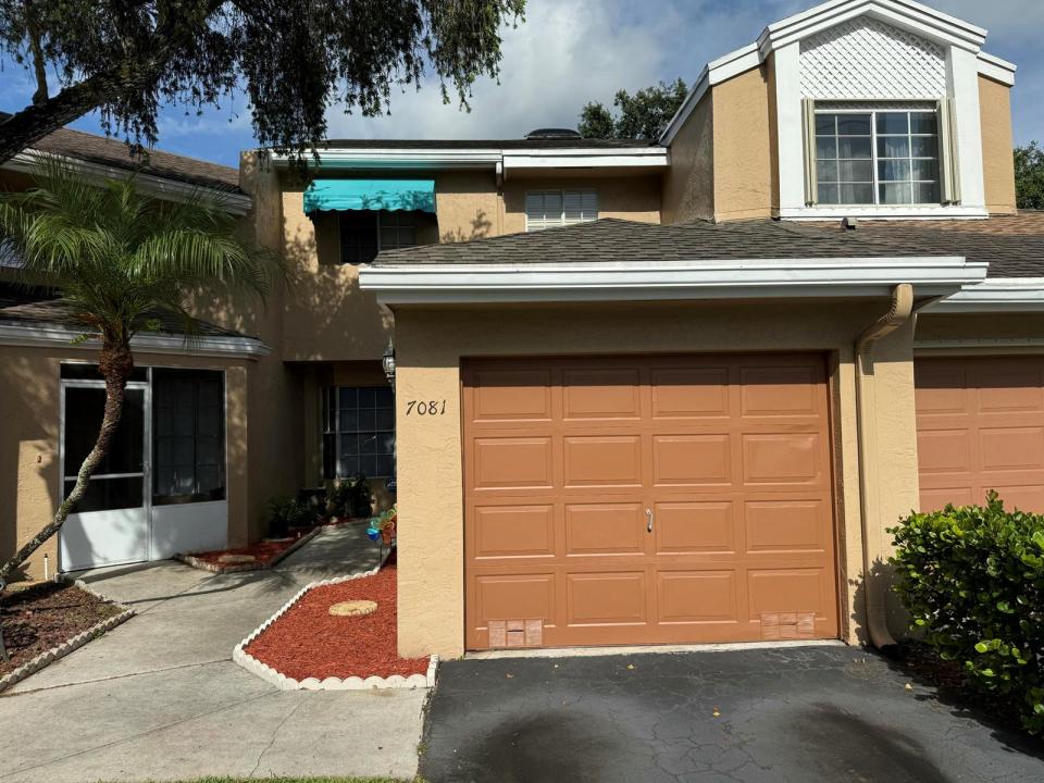 7081 Woodmont Way, Tamarac, Floride 33321, États-Unis