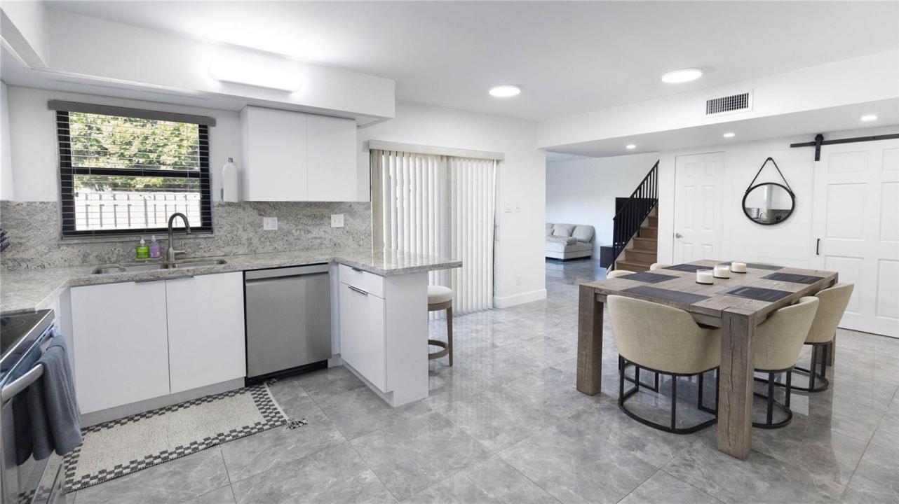 8204 SW 23rd Street D, North Lauderdale, Florida 33068, USA