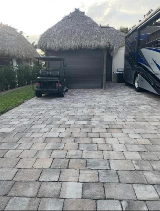 373 Sundial Circle 373, Margate, Florida 33068, USA