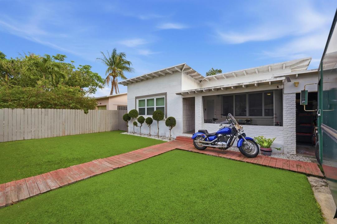 516 SW 15th Street 1-1, Fort Lauderdale, Floride 33315, États-Unis