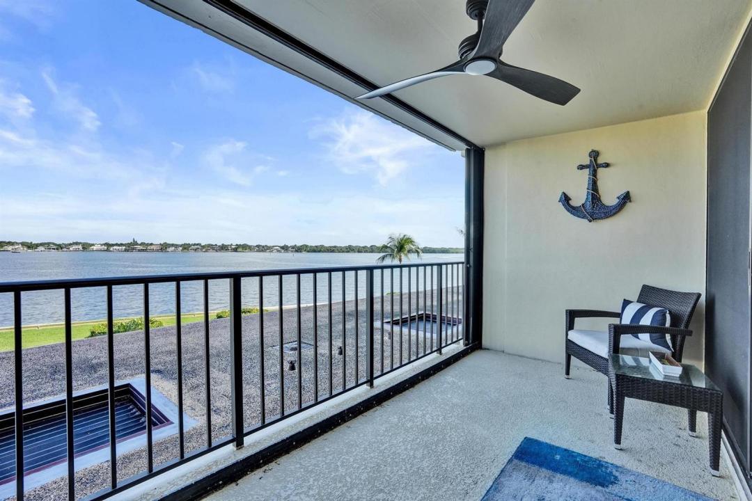 132 Lakeshore Drive 317, North Palm Beach, Florida 33408, Stati Uniti