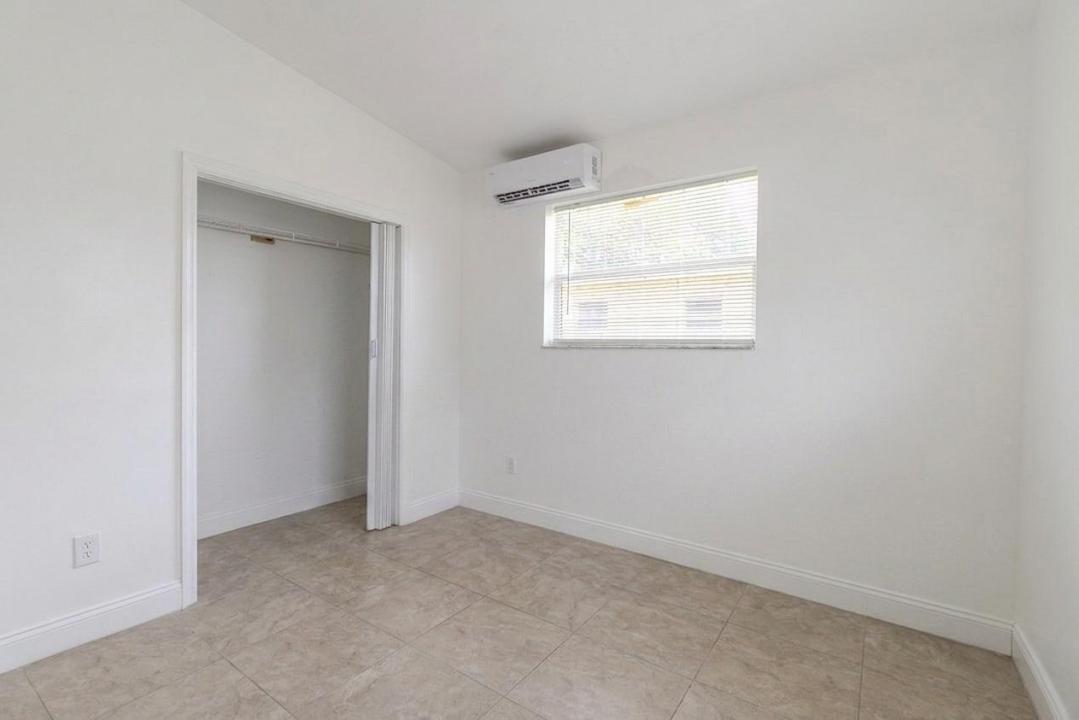 630 NW 15th Terrace 1-2, Fort Lauderdale, Floride 33311, États-Unis