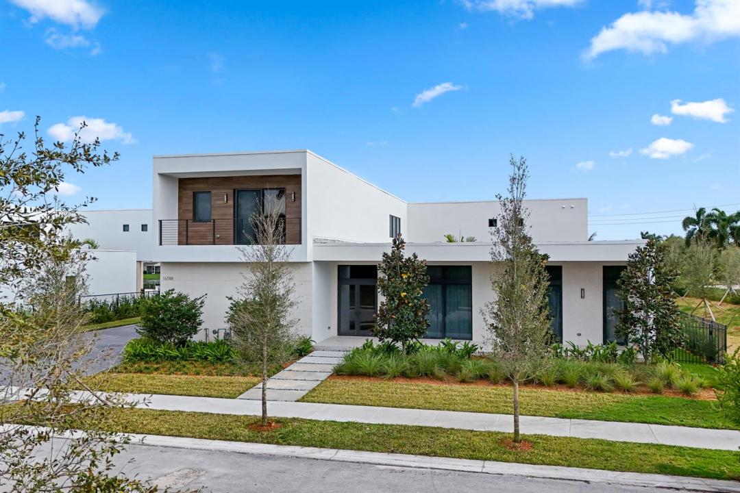 16788 Natures Way, Weston, Floride 33326, États-Unis