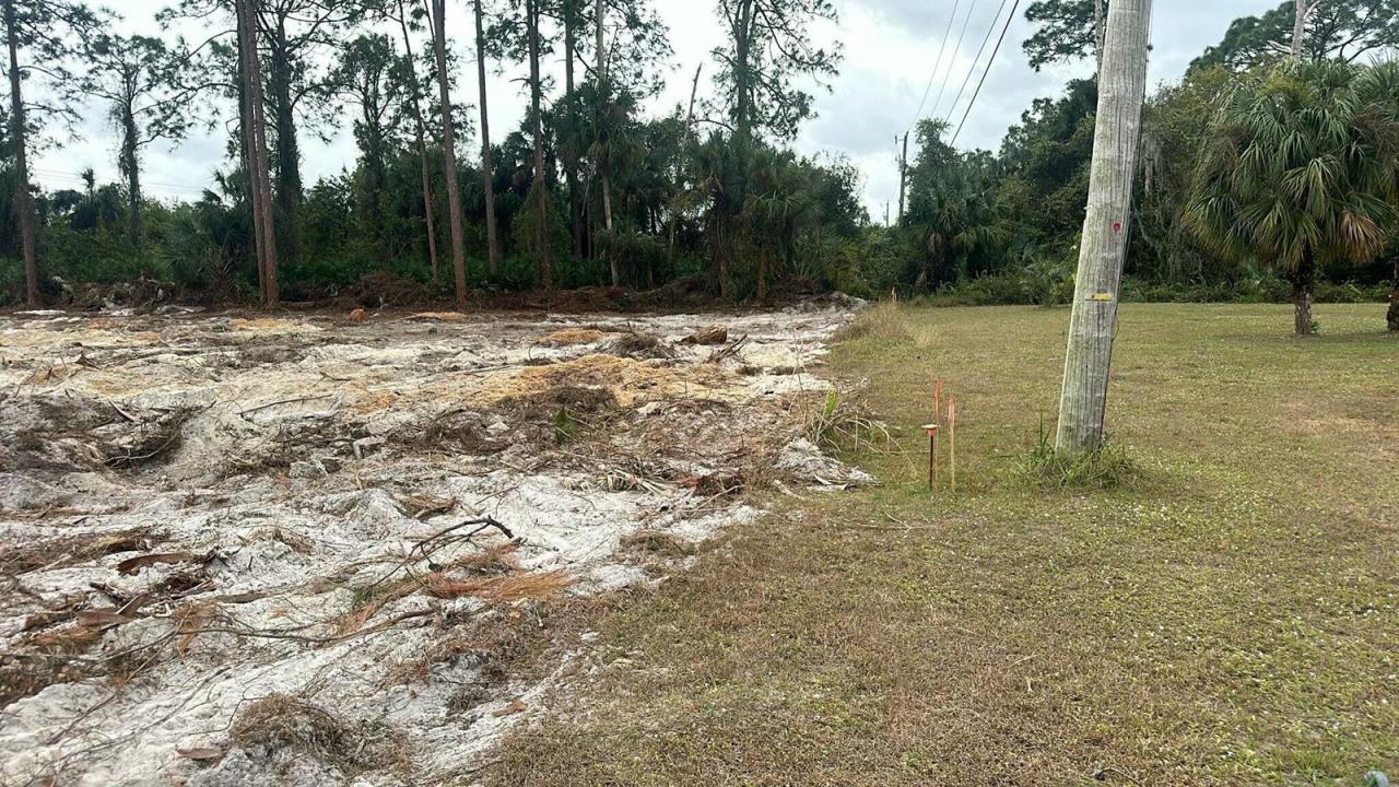 21 Mcarthur Avenue, Lehigh Acres, Florida 33936, Stati Uniti