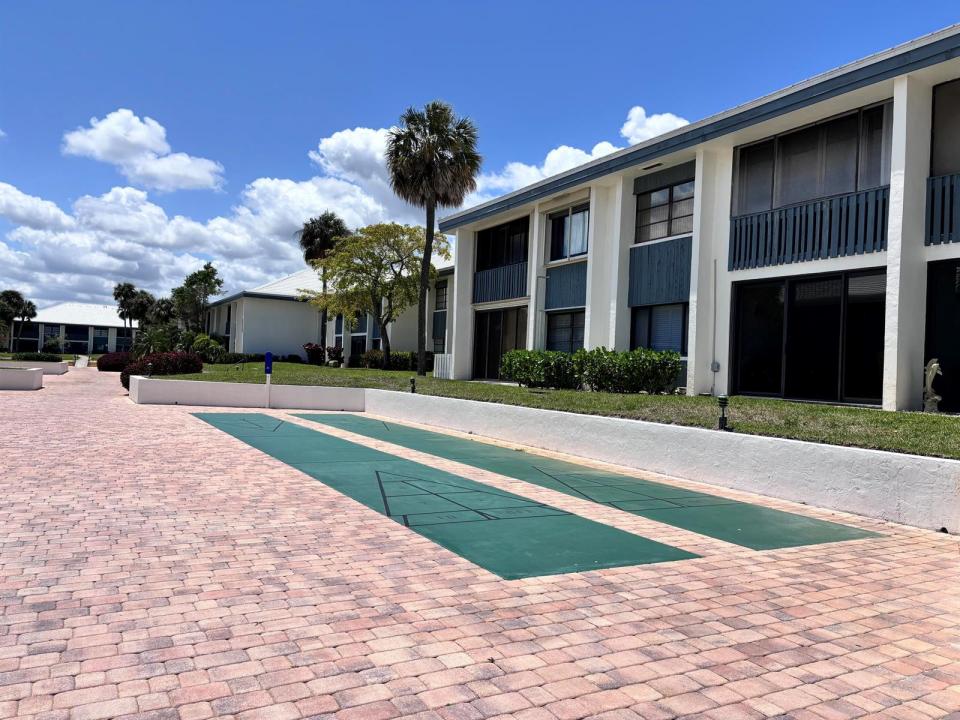175 SE Saint Lucie Boulevard F116, Stuart, Floride 34996, États-Unis
