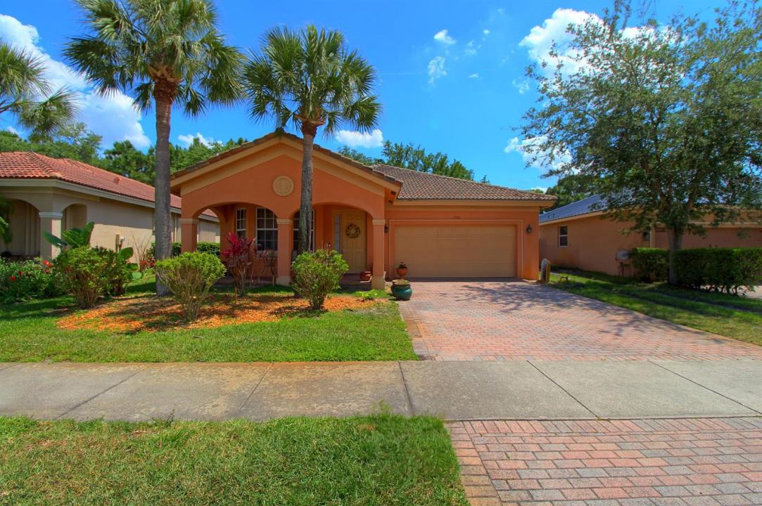 1796 SW Jamesport Drive, Port St. Lucie, Floride 34953, États-Unis