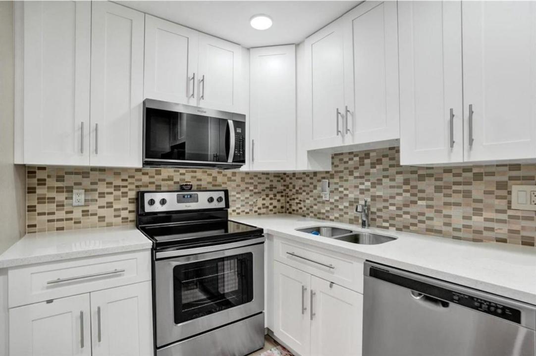 4980 E Sabal Palm E Boulevard 124, Tamarac, Floride 33319, États-Unis