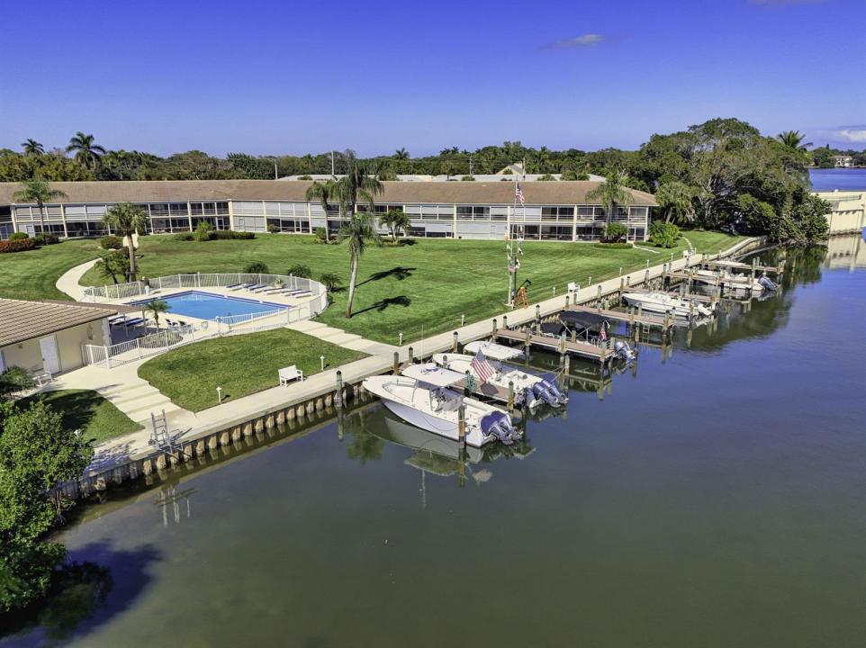 478 Tequesta Drive 205, Tequesta, Floryda 33469, USA