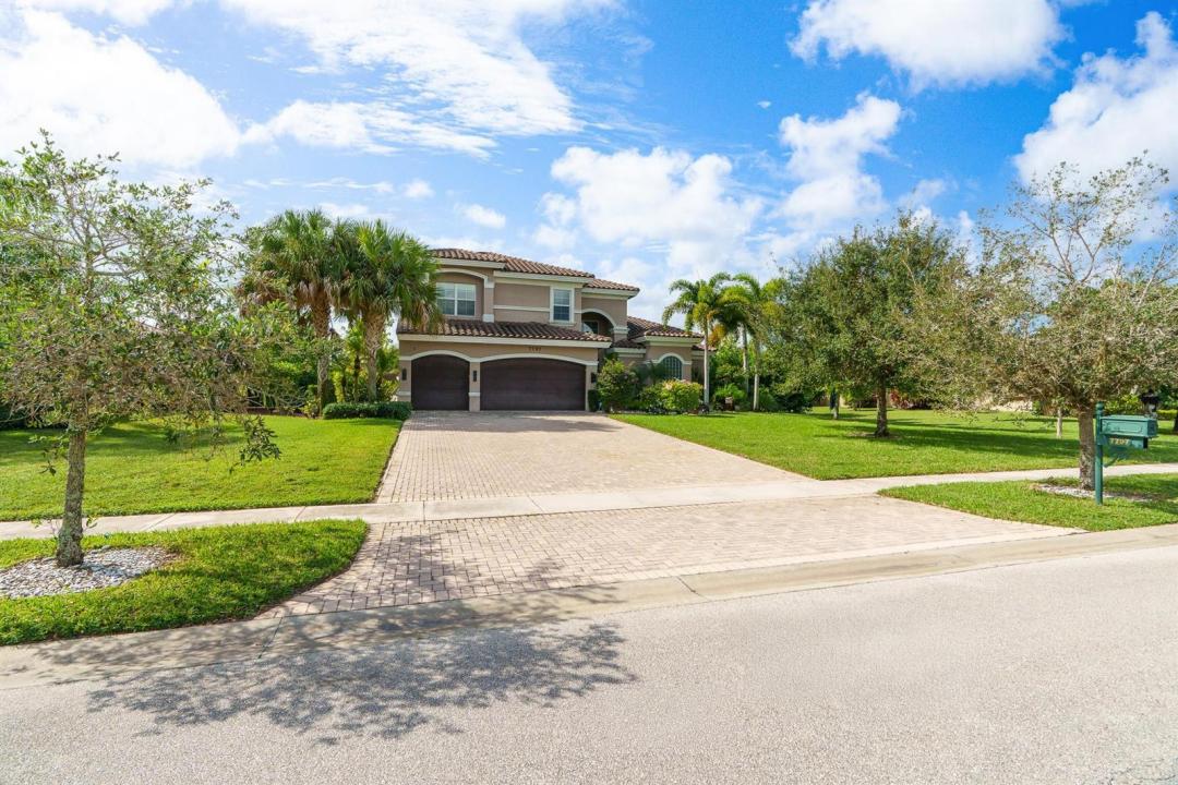 7797 Maywood Crest Drive, West Palm Beach, Florida 33412, USA