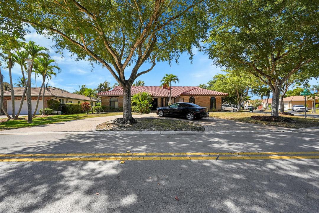 5172 NW 84th Road, Coral Springs, Floride 33067, États-Unis