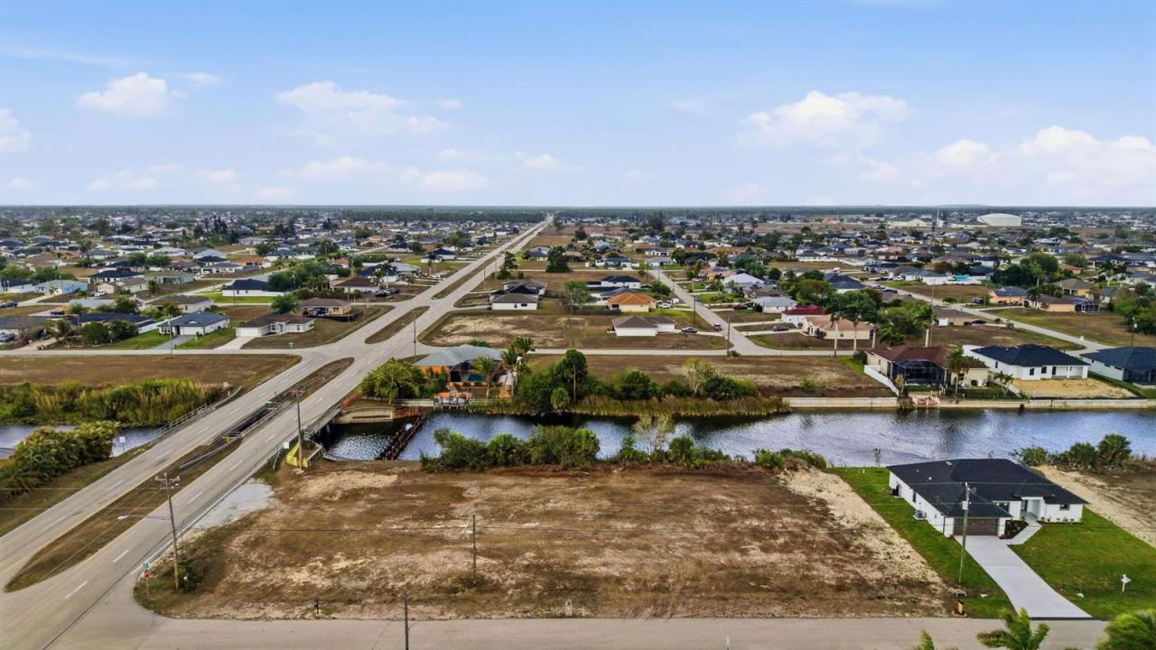 1525 NW 17th Street, Cape Coral, Floride 33993, États-Unis