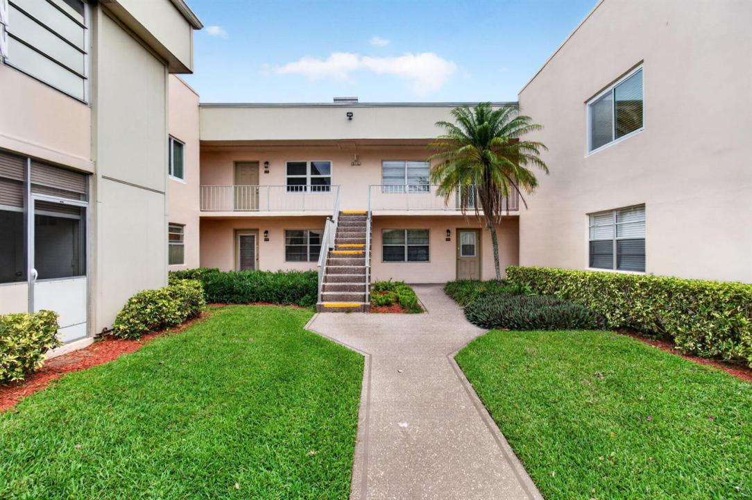 349 Capri H, Delray Beach, Florida 33484, USA