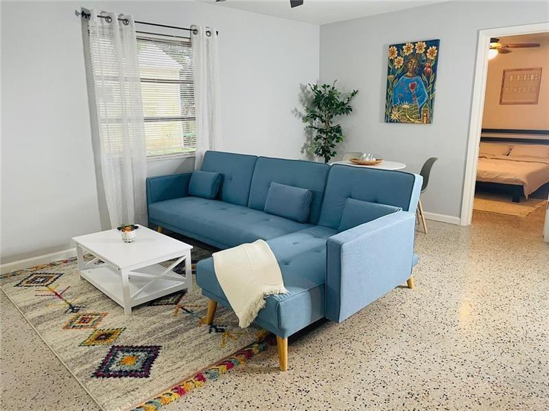 316 SW 15th Street 4, Fort Lauderdale, Florida 33315, USA