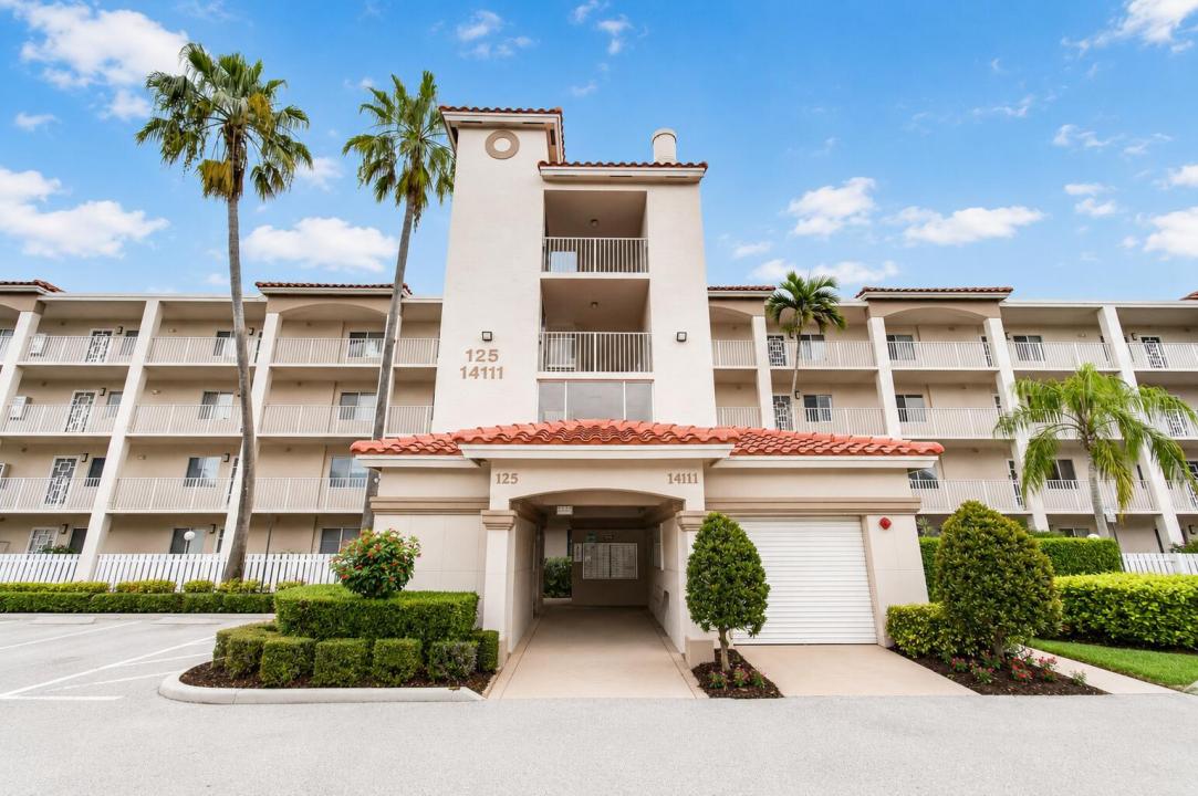 14111 Royal Vista Drive 310, Delray Beach, Florida 33484, USA