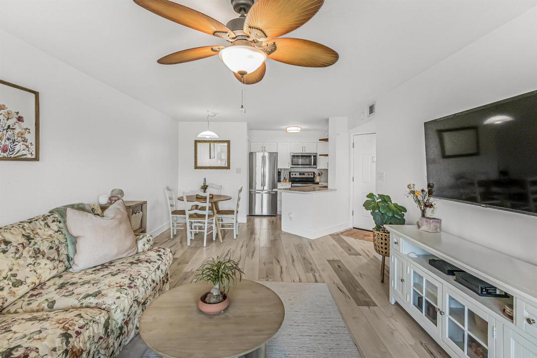 1850 Charlesmont Drive 119, Indialantic, Floride 32903, États-Unis