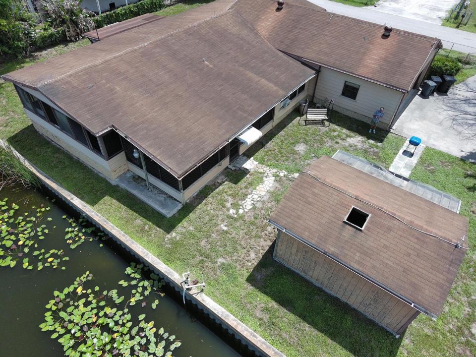 1013 9th Street, Okeechobee, Florida 34974, USA