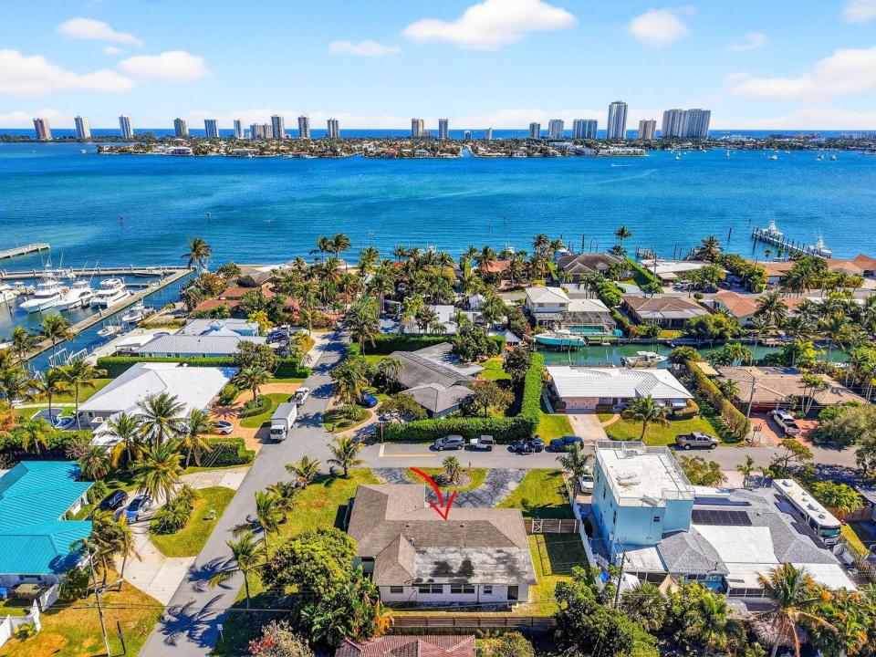 3651 Palm Drive, Riviera Beach, Floride 33404, États-Unis