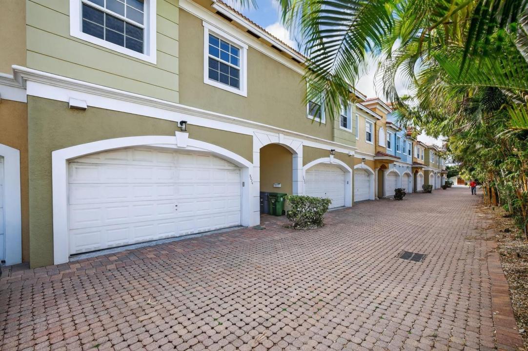 3024 NE 5th Terrace 10, Wilton Manors, Florida 33334, Stati Uniti