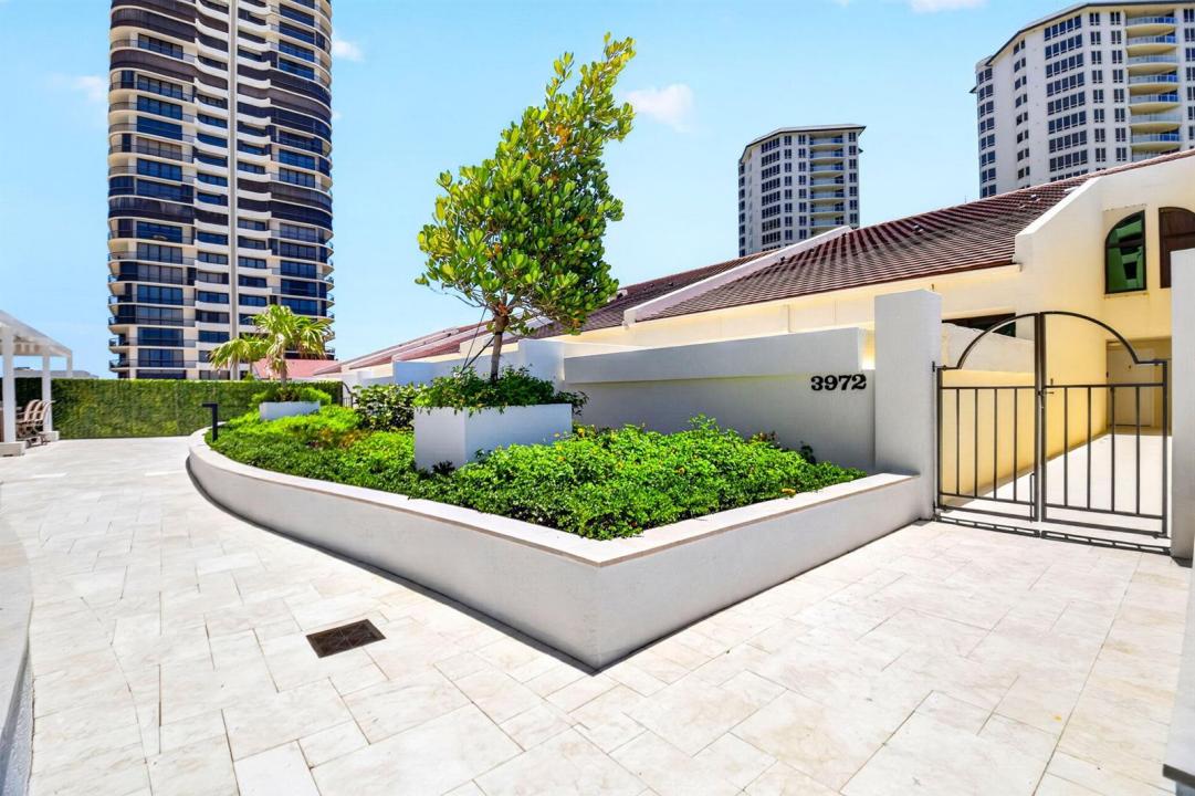 3972 N Ocean Drive 5, Singer Island, Floride 33404, États-Unis