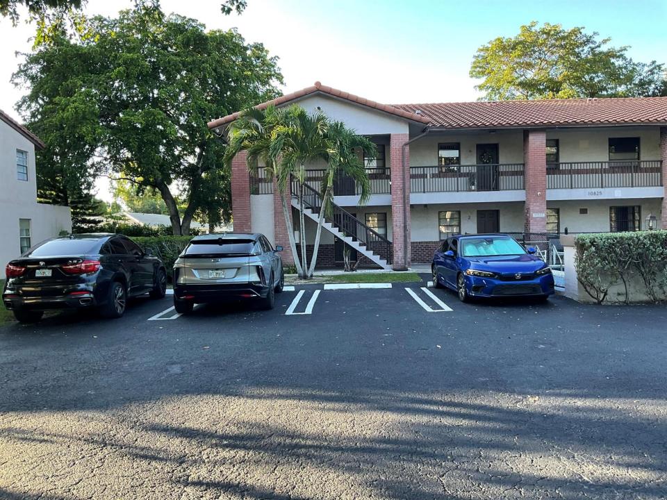 10825 Royal Palm Boulevard 1-8, Coral Springs, Florida 33065, USA
