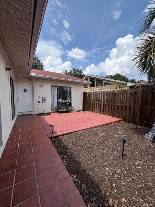 4373 Woodstock Drive D, West Palm Beach, Floride 33409, États-Unis