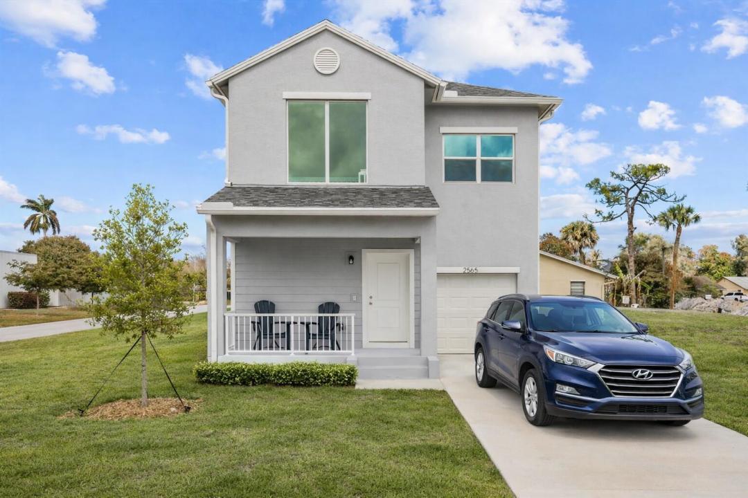 2585 SE Bonita Street, Stuart, Floride 34997, États-Unis