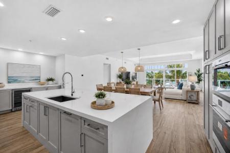 176 Lake Drive 1-302, Palm Beach Shores, Floride 33404, États-Unis