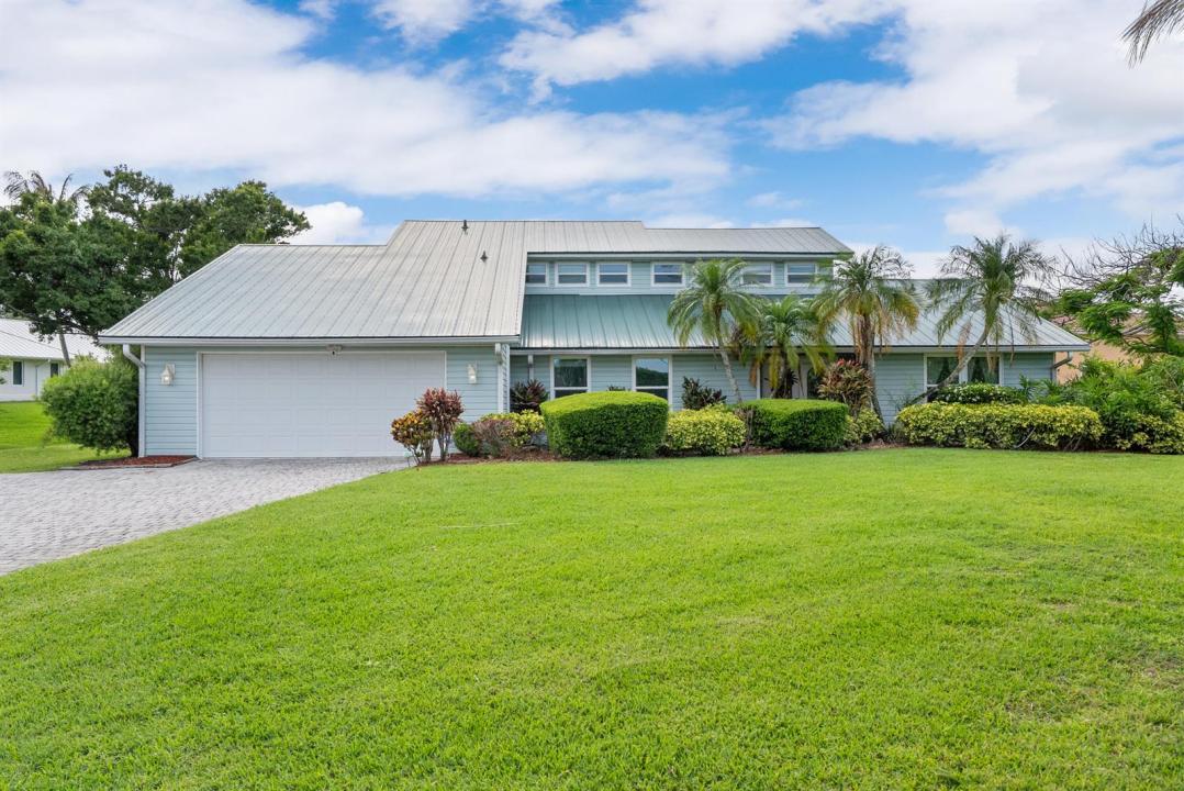 2415 NW Cove View, Stuart, Floride 34994, États-Unis