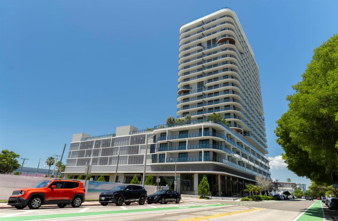 580 72nd Street 1102, Miami Beach, Floride 33141, États-Unis