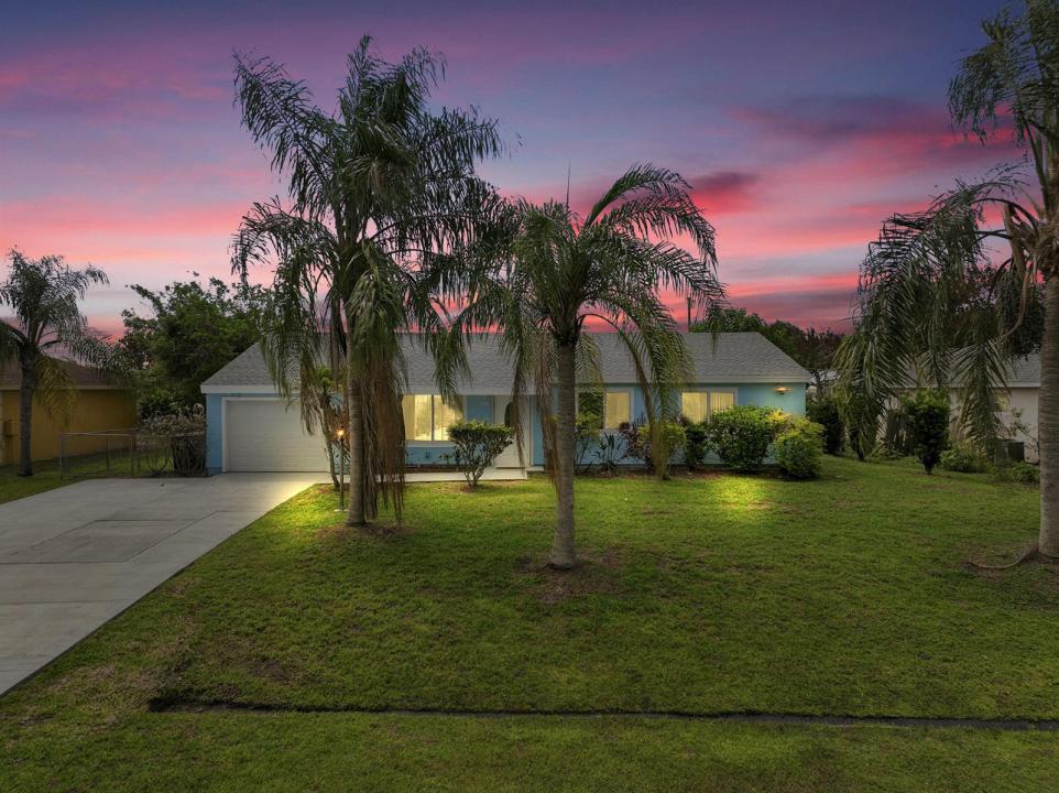 420 SE Streamlet Avenue, Port St. Lucie, Floride 34983, États-Unis