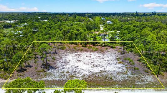 15093 Martinique Way, Bokeelia, Floride 33922, États-Unis