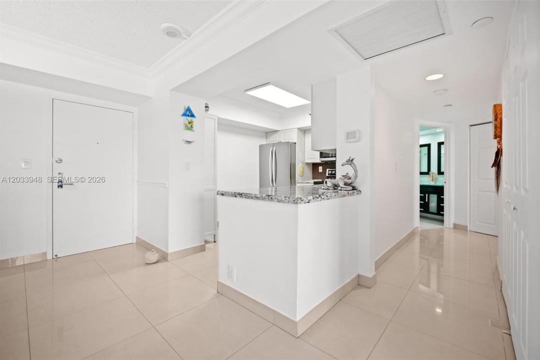 19101 NE 36th Ct 504, Aventura, Floride 33180, États-Unis