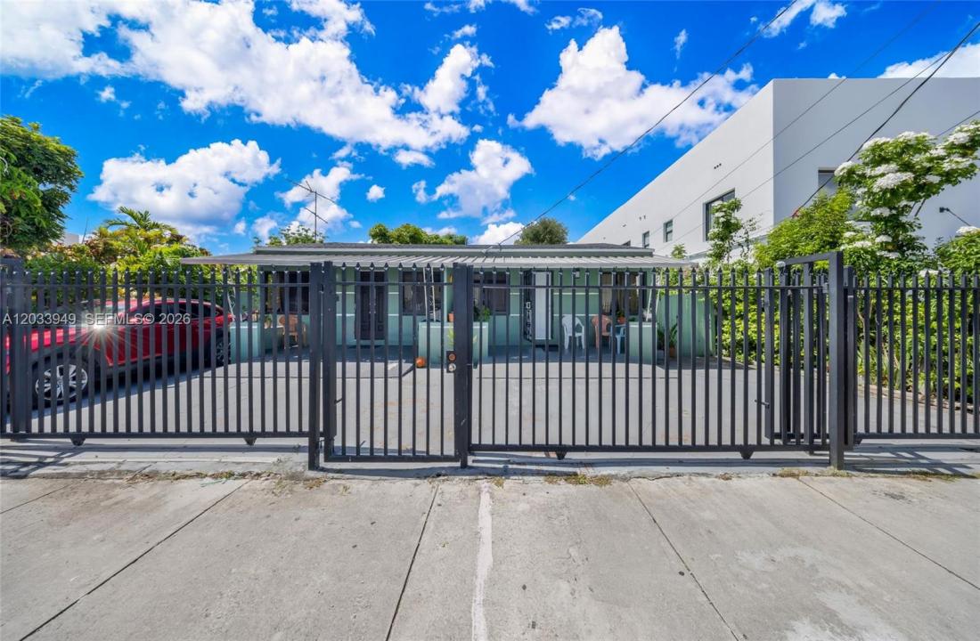 Miami, Floryda 33135, USA