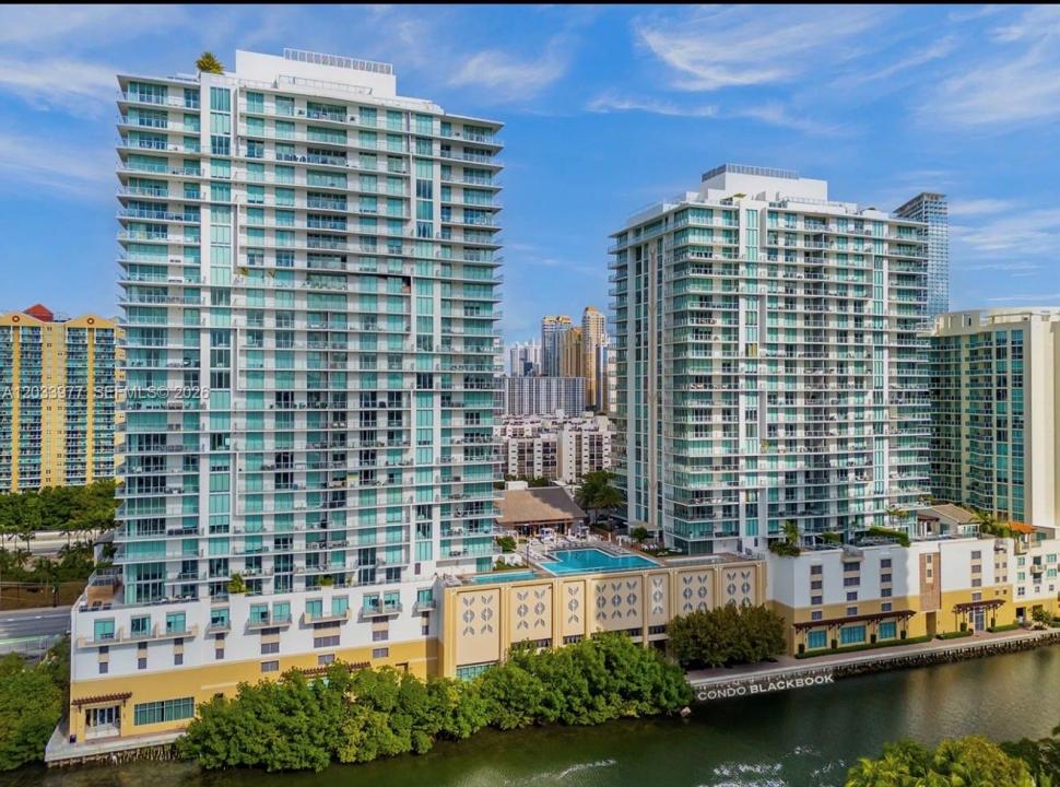 330 Sunny Isles Blvd 5-2002, Sunny Isles Beach, Florida 33160, Stati Uniti